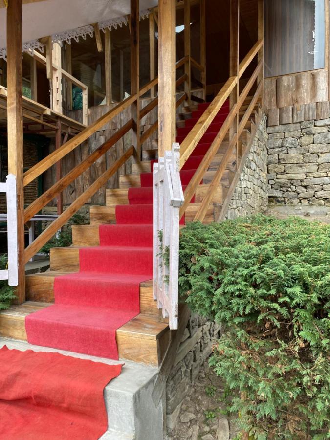 Bed and Breakfast Log Cabin In The Woods à Gangtok Extérieur photo