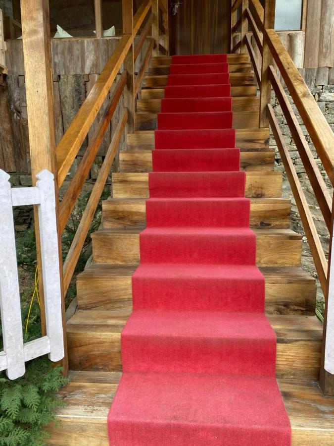 Bed and Breakfast Log Cabin In The Woods à Gangtok Extérieur photo