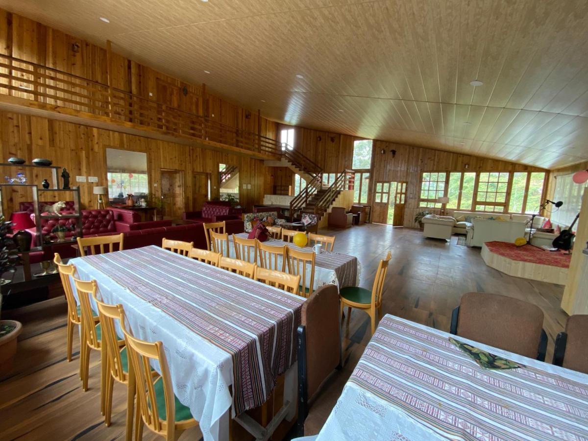 Bed and Breakfast Log Cabin In The Woods à Gangtok Extérieur photo