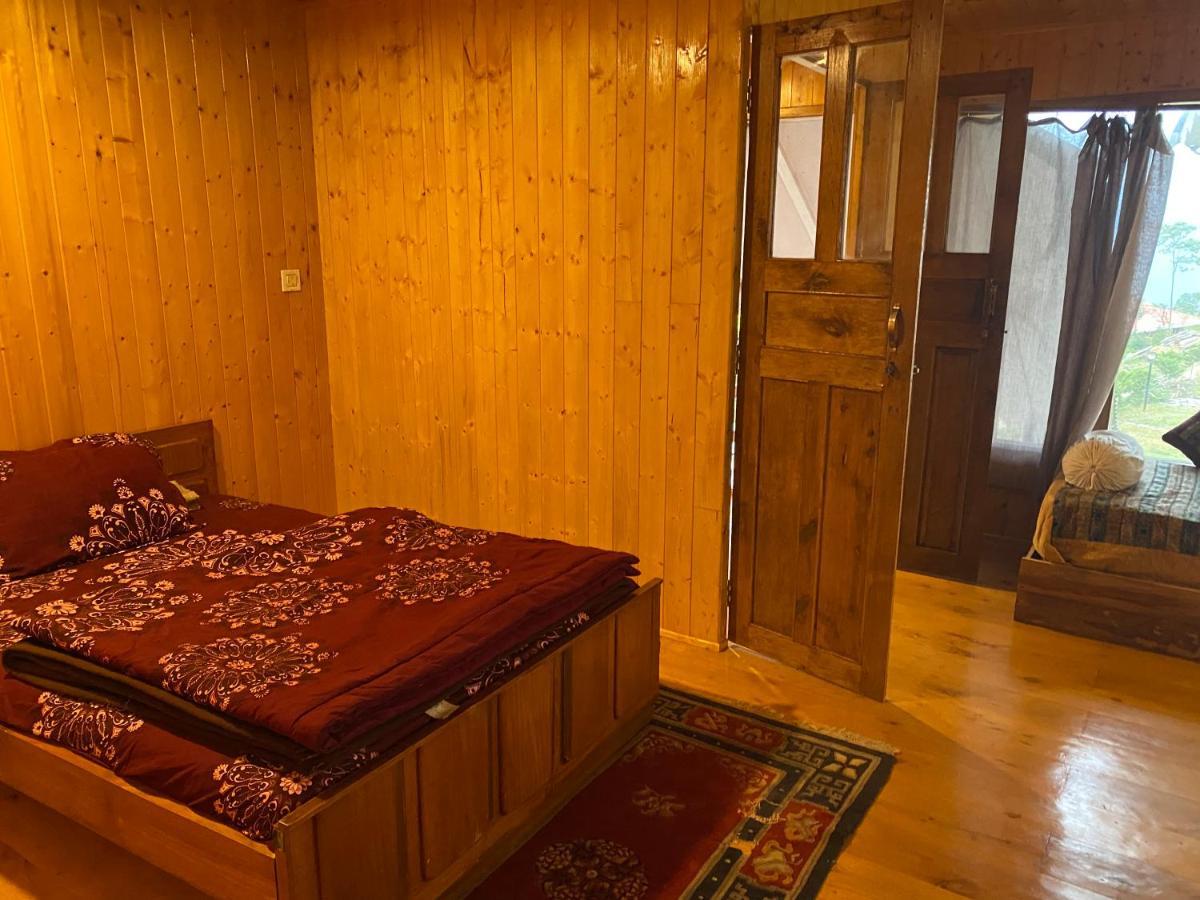 Bed and Breakfast Log Cabin In The Woods à Gangtok Extérieur photo